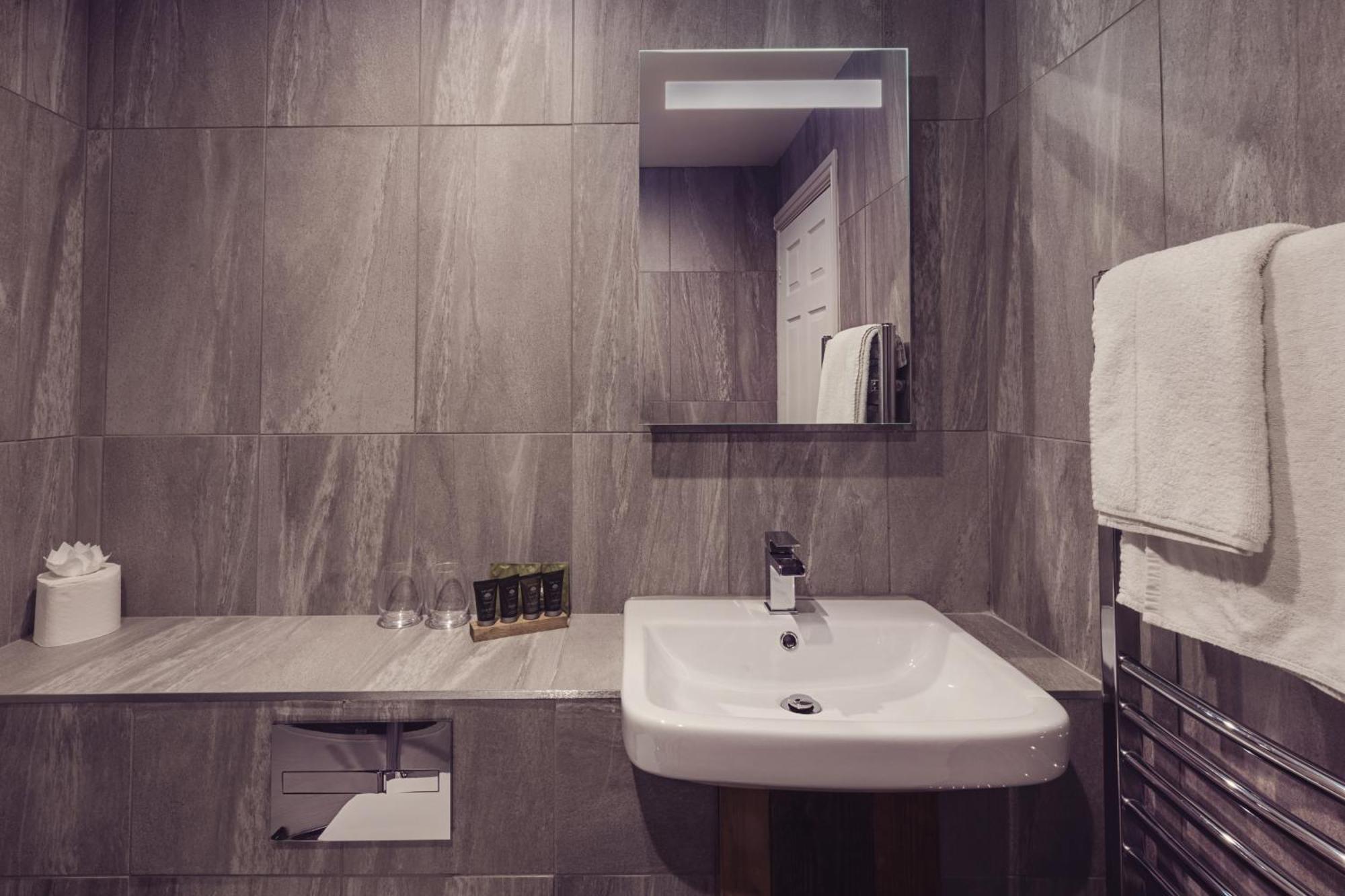 The Dunes Hotel Barrow-in-Furness Room photo